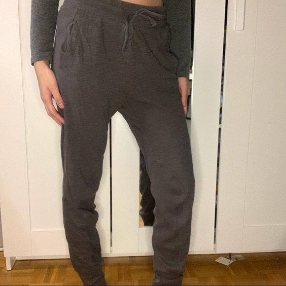 Forever 21 Dark Grey Jogger Sweatpants - Picture 2 of 16